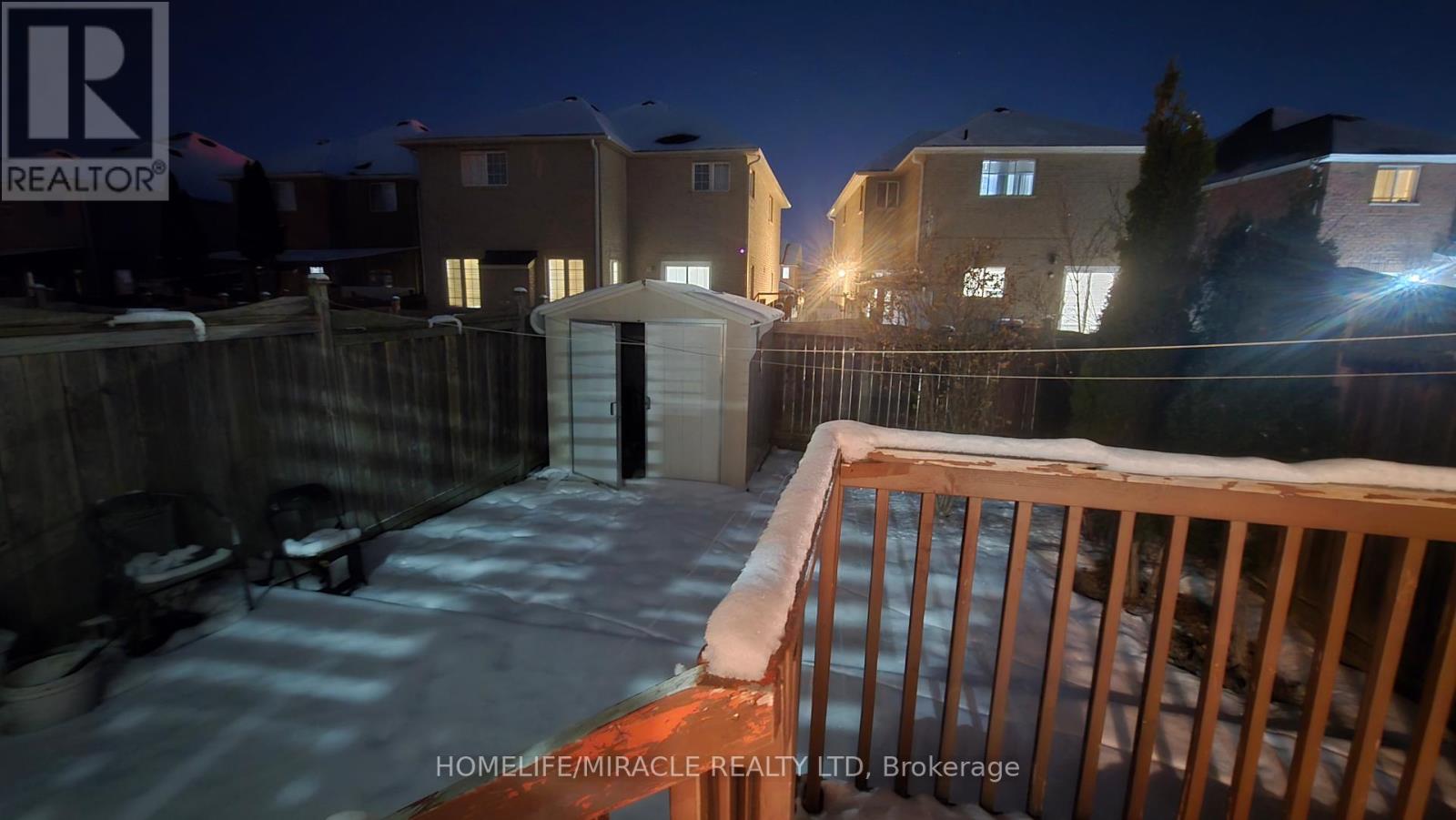 Upper - 555 Garden Walk, Mississauga, Ontario  L5W 1V9 - Photo 18 - W12675490