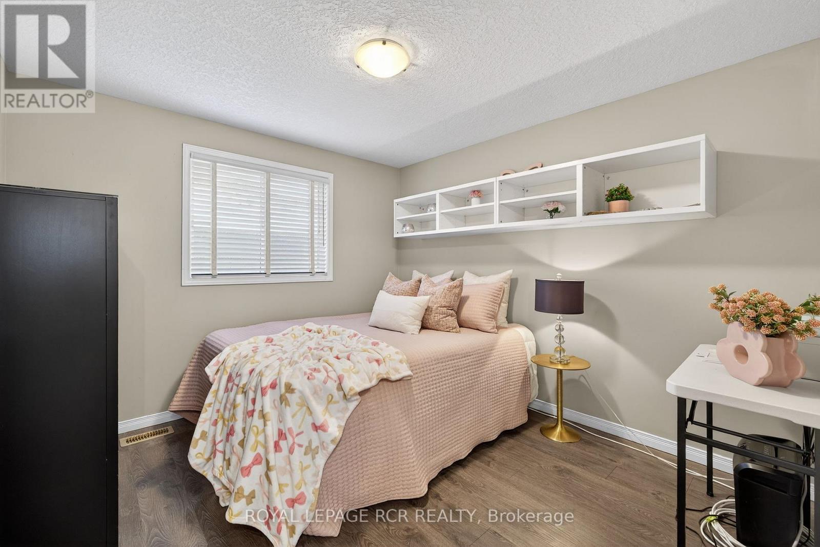 35 Hunter Road, Orangeville, Ontario  L9W 5C6 - Photo 10 - W12675502