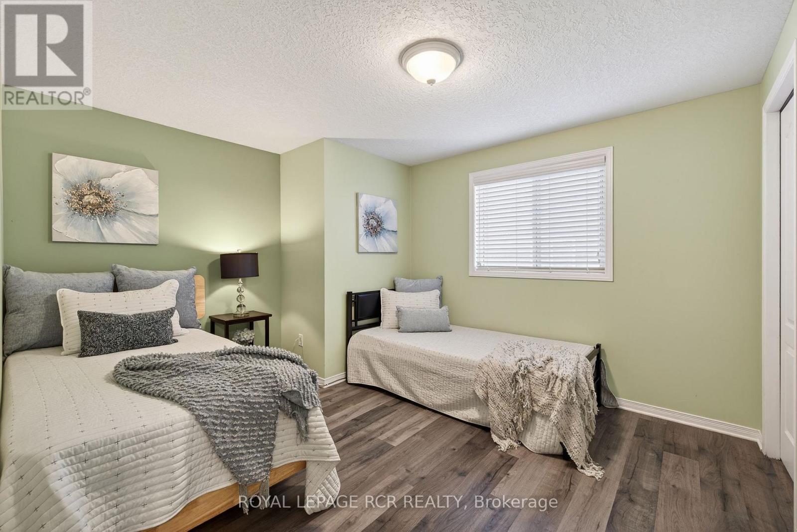 35 Hunter Road, Orangeville, Ontario  L9W 5C6 - Photo 9 - W12675502