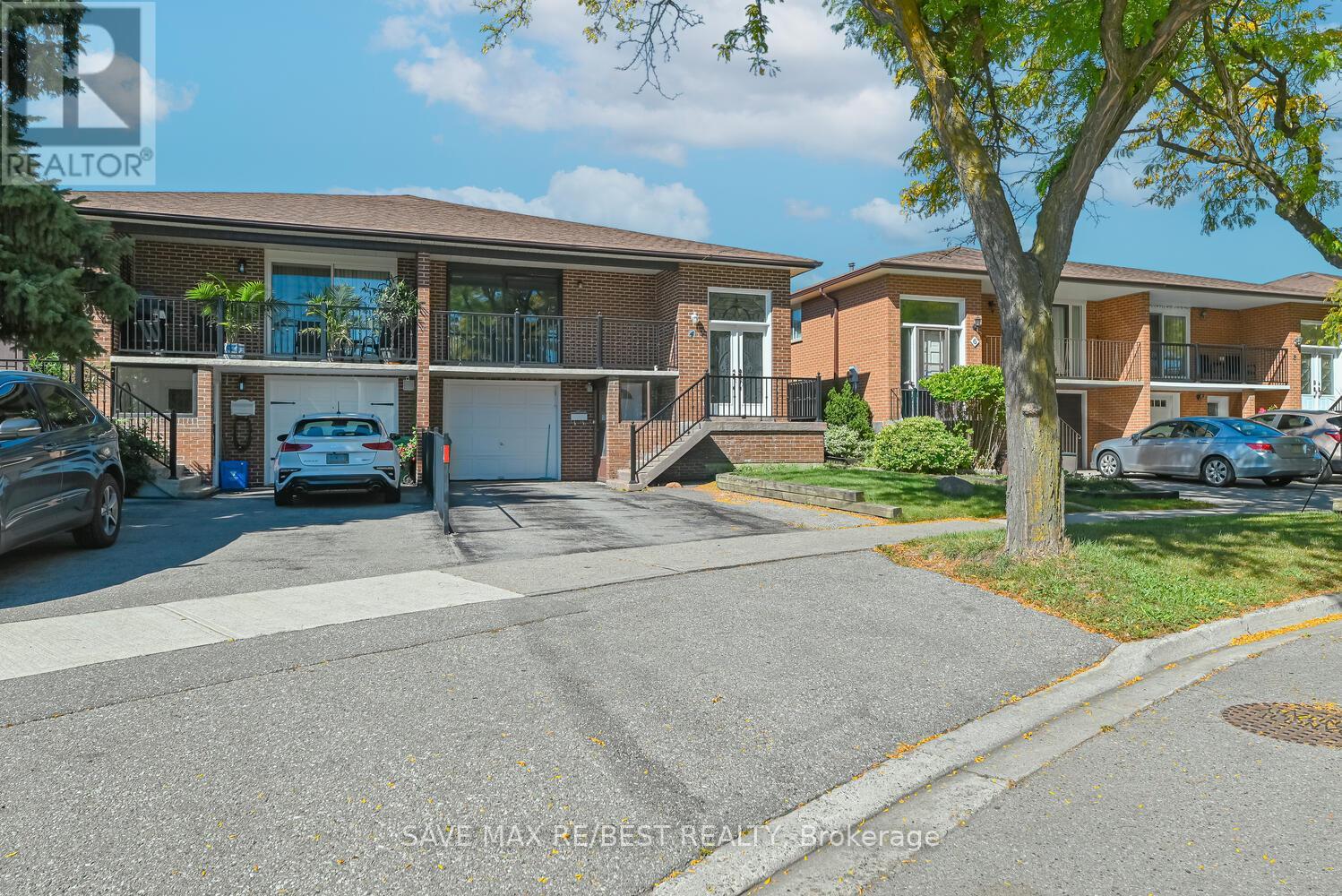 4 Petunias Road, Brampton, Ontario  L6V 3G8 - Photo 2 - W12675512