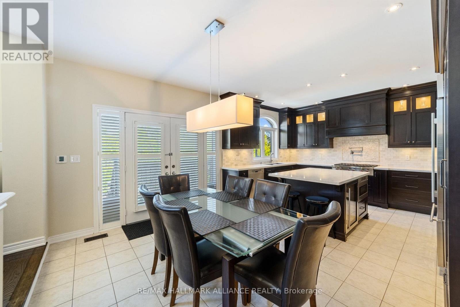 2431 Meadowridge Drive W, Oakville, Ontario  L6H 7R3 - Photo 13 - W12675522