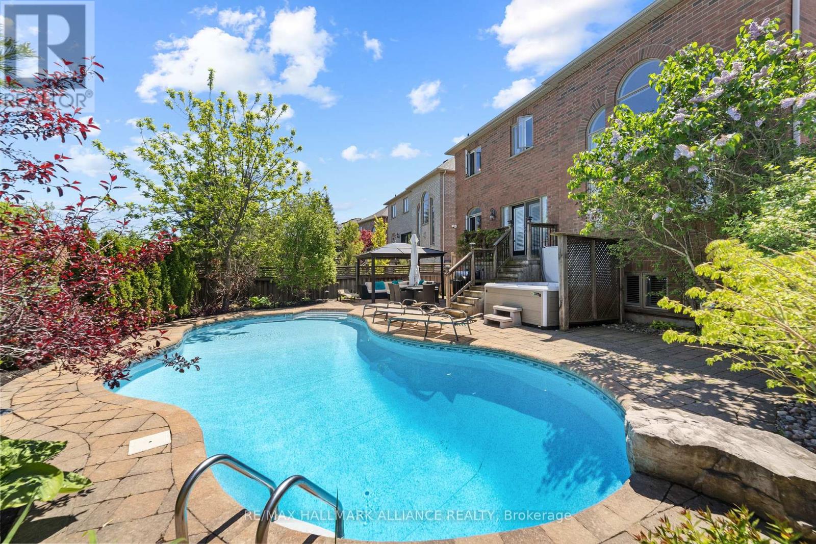 2431 Meadowridge Drive W, Oakville, Ontario  L6H 7R3 - Photo 37 - W12675522