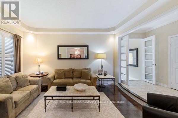 2431 Meadowridge Drive W, Oakville, Ontario  L6H 7R3 - Photo 6 - W12675522