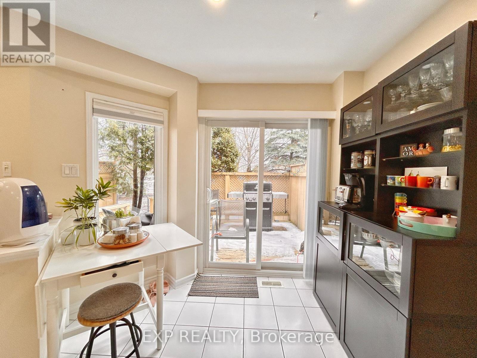 1150 Westview Terrace, Oakville, Ontario  L6M 3M1 - Photo 12 - W12675556