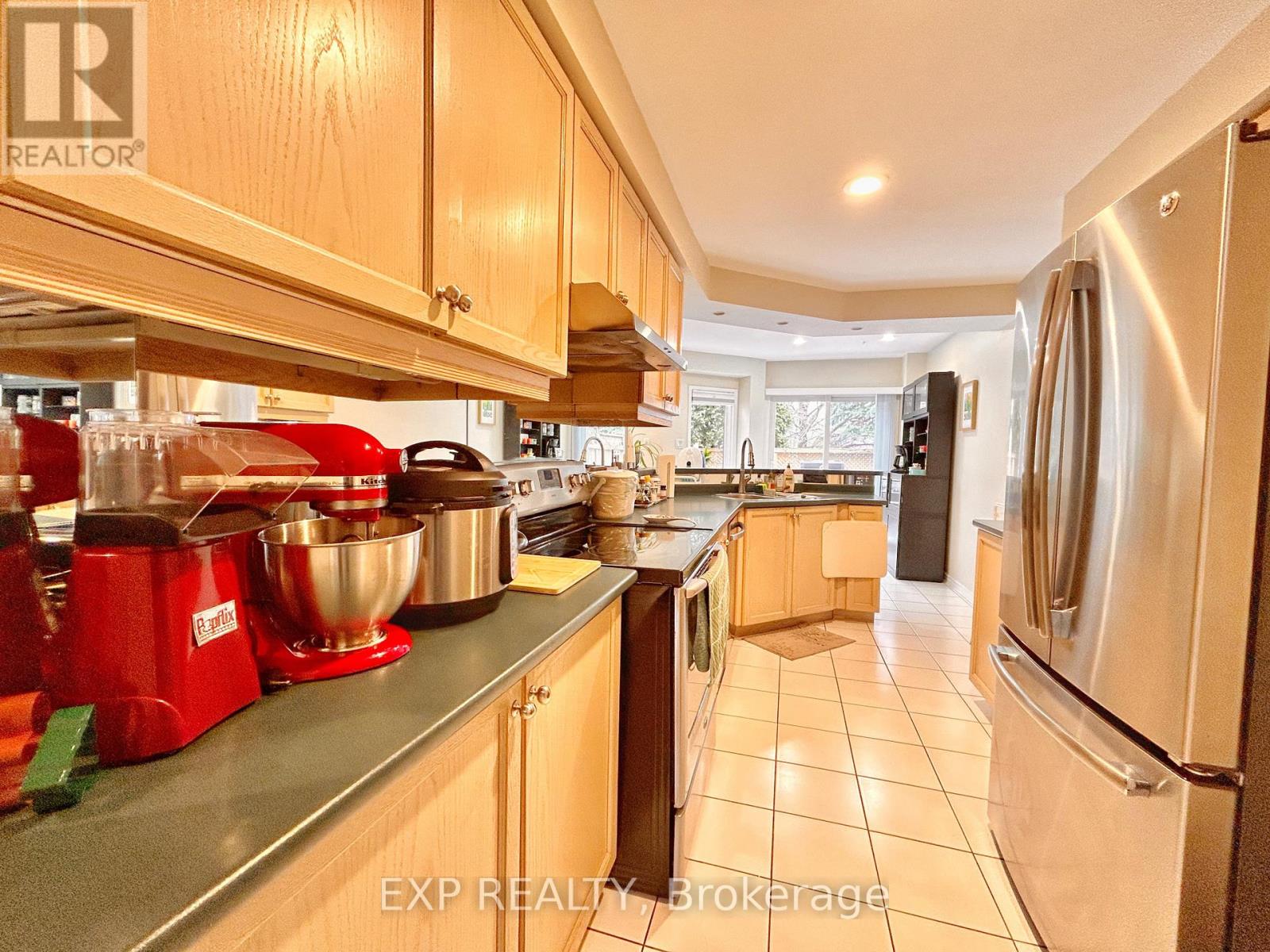 1150 Westview Terrace, Oakville, Ontario  L6M 3M1 - Photo 14 - W12675556