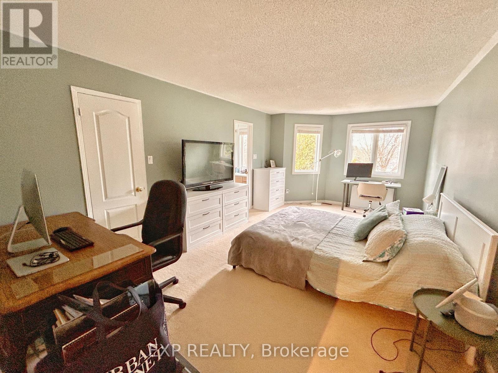 1150 Westview Terrace, Oakville, Ontario  L6M 3M1 - Photo 17 - W12675556