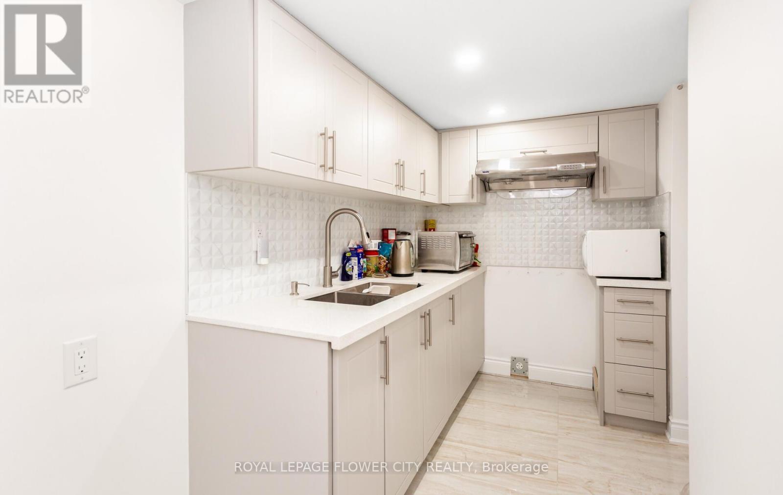 125 Lionhead Golf Road, Brampton, Ontario  L6Y 6C2 - Photo 26 - W12675600