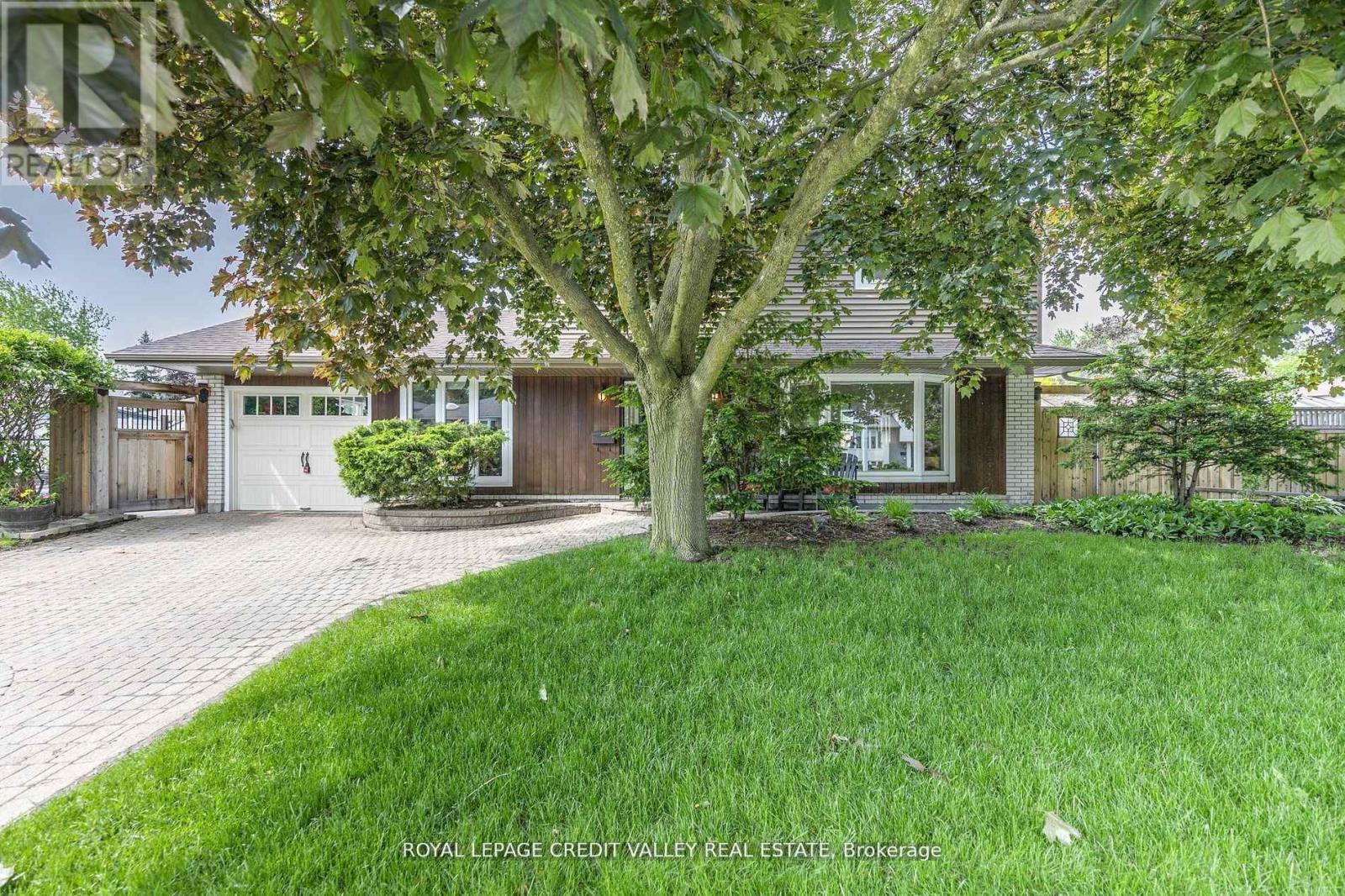 36 LOCKTON CRESCENT, Brampton, Ontario