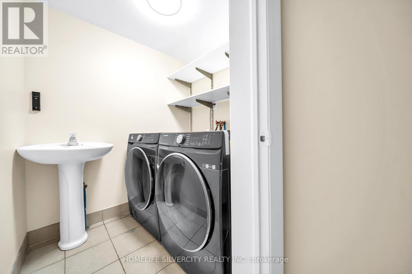 19 Vintage Gate, Brampton, Ontario  L6X 4C4 - Photo 15 - W12675698