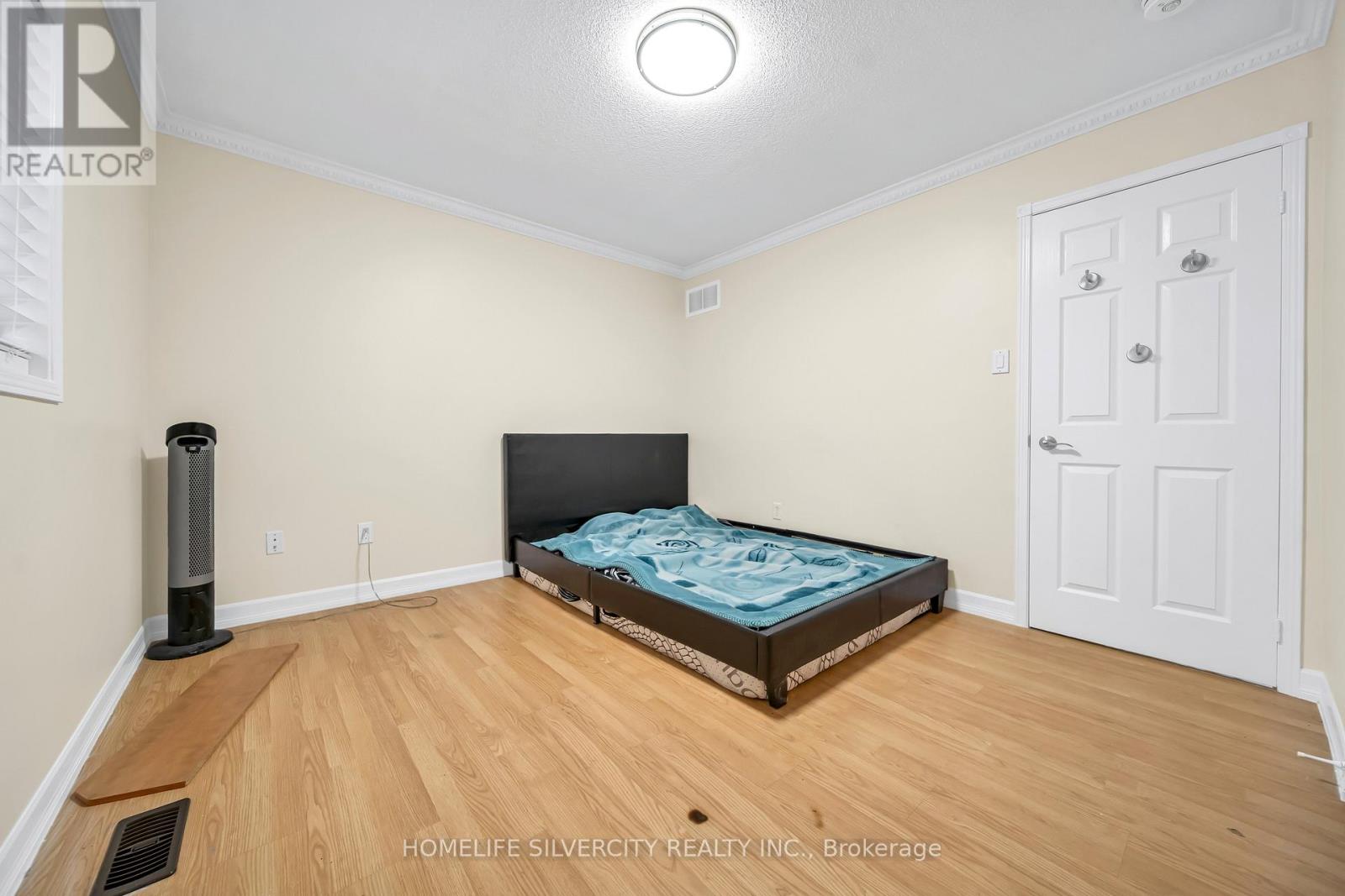 19 Vintage Gate, Brampton, Ontario  L6X 4C4 - Photo 24 - W12675698