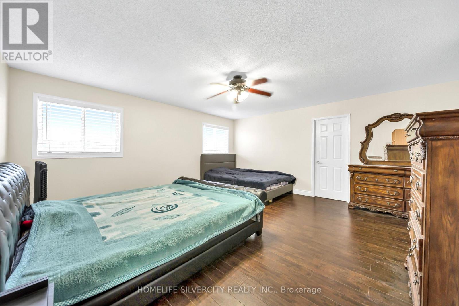 19 Vintage Gate, Brampton, Ontario  L6X 4C4 - Photo 27 - W12675698