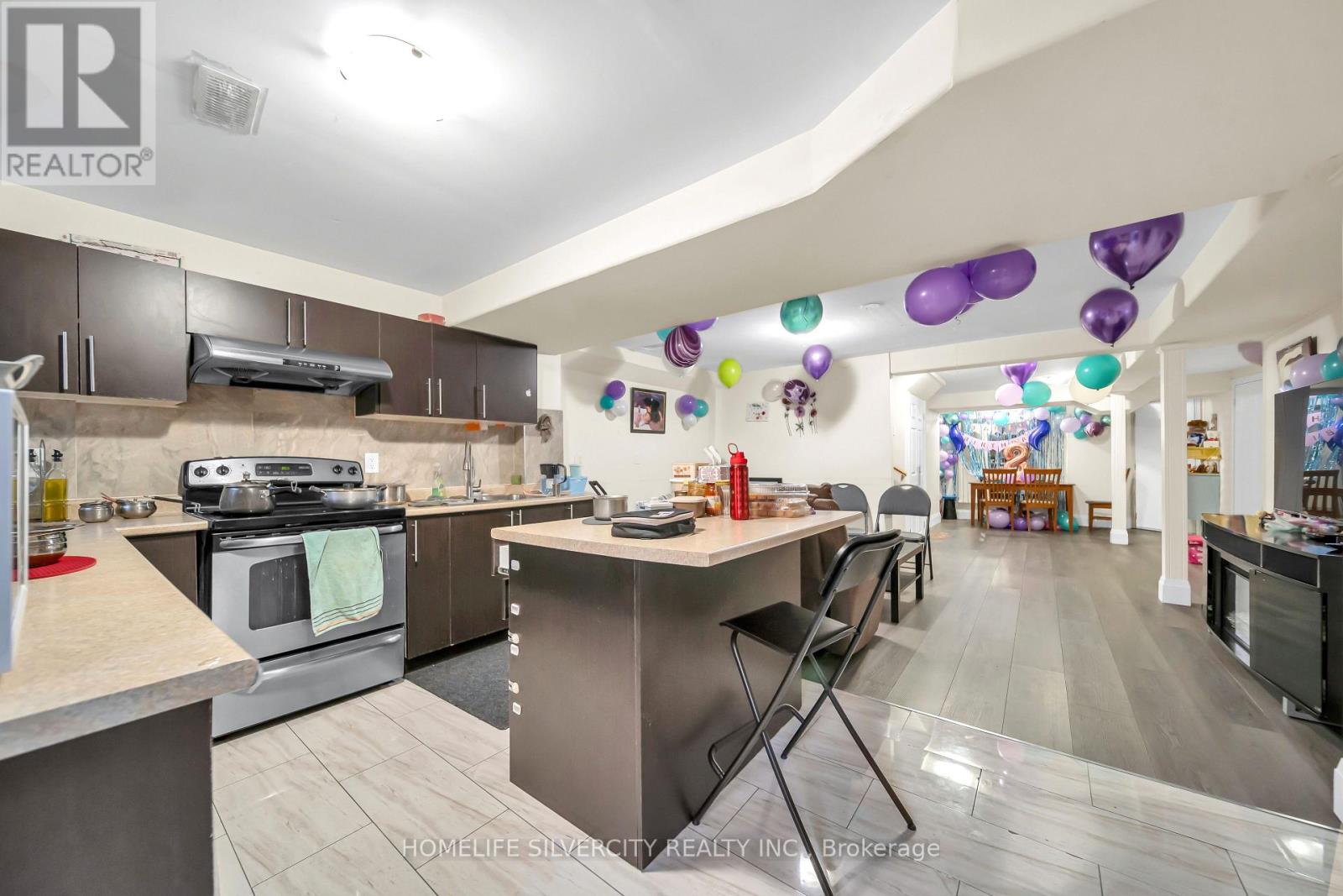 19 Vintage Gate, Brampton, Ontario  L6X 4C4 - Photo 30 - W12675698