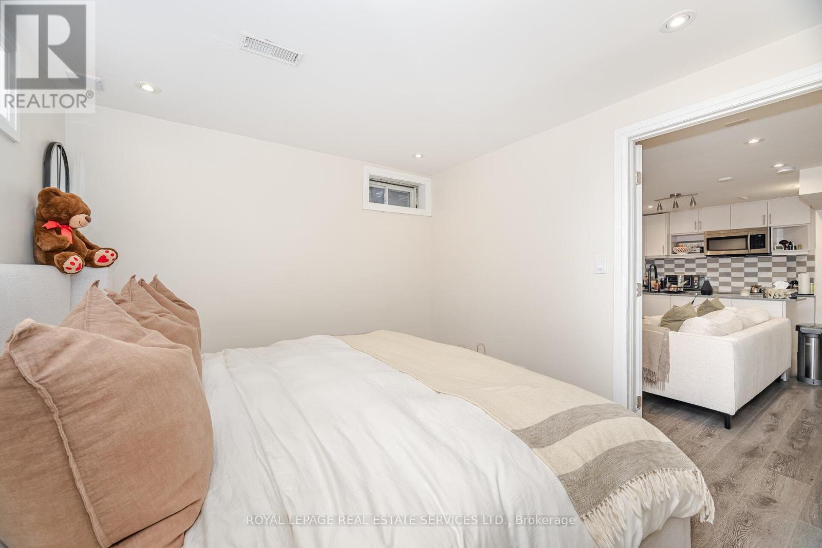 52 Wildberry Crescent, Brampton, Ontario  L6R 1J9 - Photo 41 - W12675704