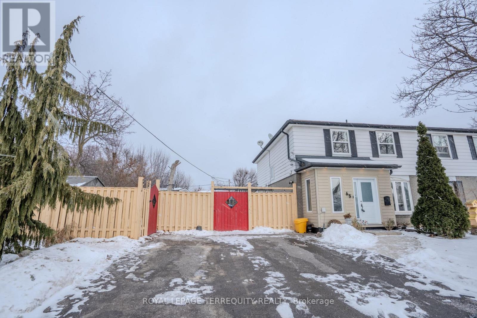 65 Dorset Drive, Brampton, Ontario  L6T 2Y6 - Photo 5 - W12675712