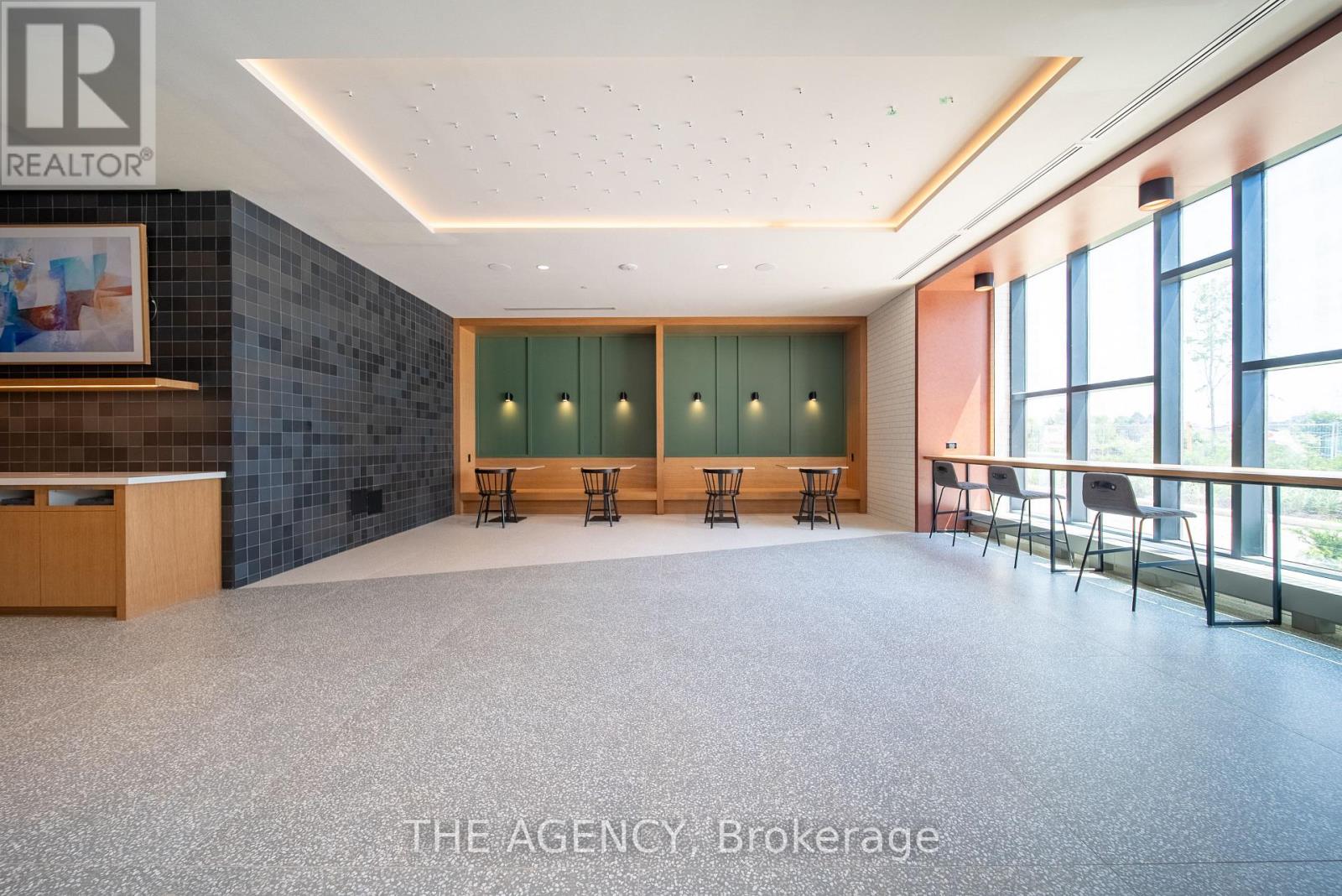 810 - 2495 Eglinton Avenue W, Mississauga, Ontario  L5M 2T2 - Photo 20 - W12675752