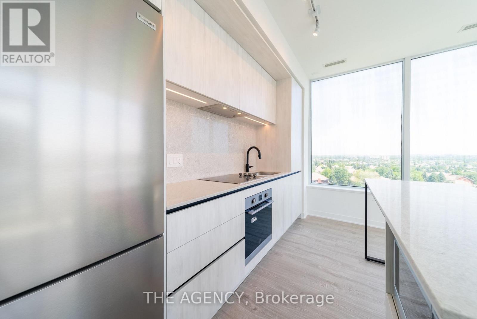 810 - 2495 Eglinton Avenue W, Mississauga, Ontario  L5M 2T2 - Photo 6 - W12675752