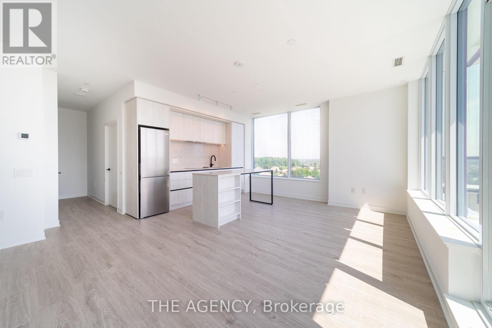 810 - 2495 Eglinton Avenue W, Mississauga, Ontario  L5M 2T2 - Photo 7 - W12675752