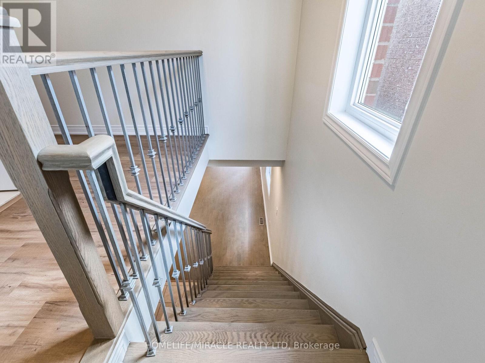 1130 Hickory Hollow Glen, Mississauga, Ontario  L5W 1Z8 - Photo 16 - W12675772