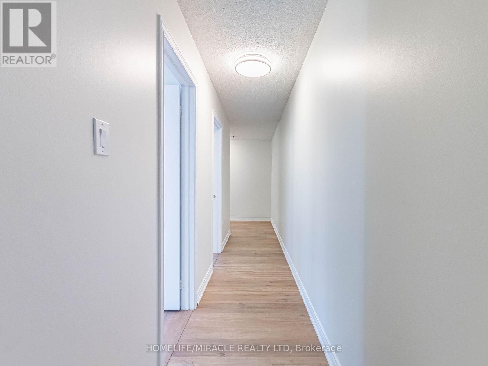 1130 Hickory Hollow Glen, Mississauga, Ontario  L5W 1Z8 - Photo 19 - W12675772