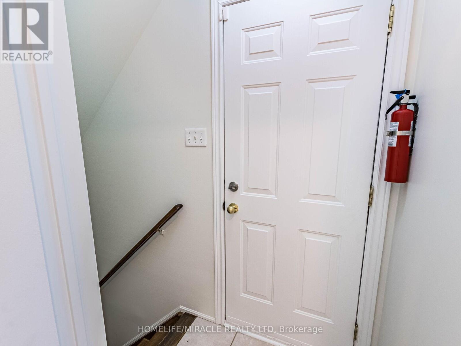 1130 Hickory Hollow Glen, Mississauga, Ontario  L5W 1Z8 - Photo 34 - W12675772