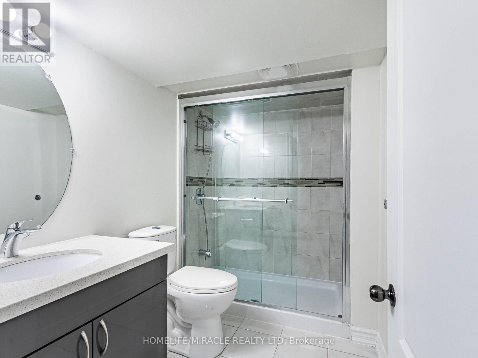 1130 Hickory Hollow Glen, Mississauga, Ontario  L5W 1Z8 - Photo 44 - W12675772