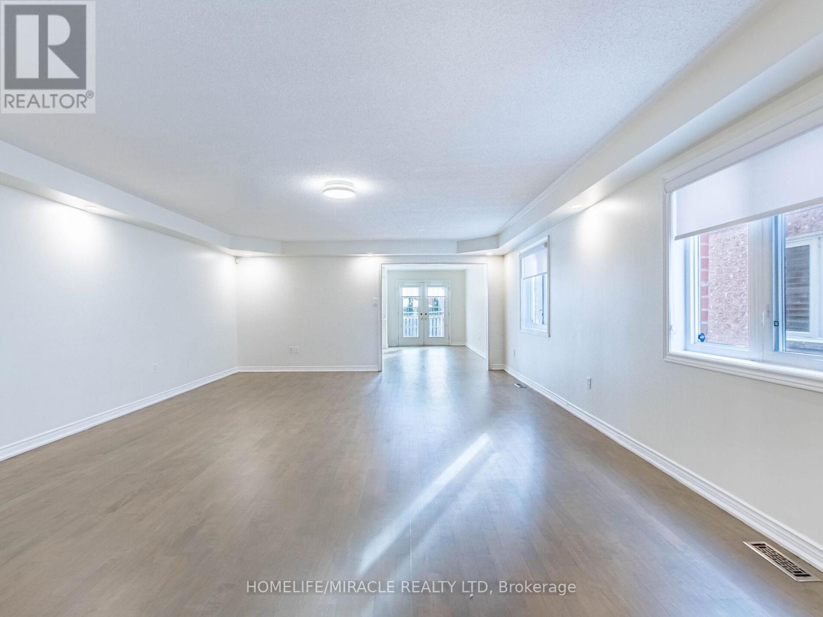 1130 Hickory Hollow Glen, Mississauga, Ontario  L5W 1Z8 - Photo 6 - W12675772