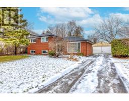 2420 RAYMORE DRIVE, Burlington, Ontario