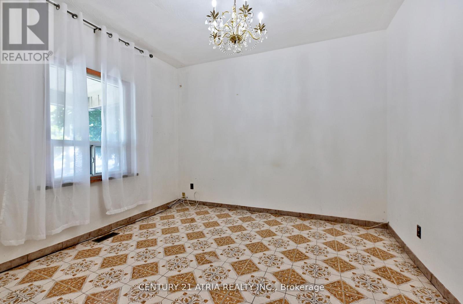 1195 Dovercourt Road, Toronto, Ontario  M6H 2Y1 - Photo 14 - W12675782