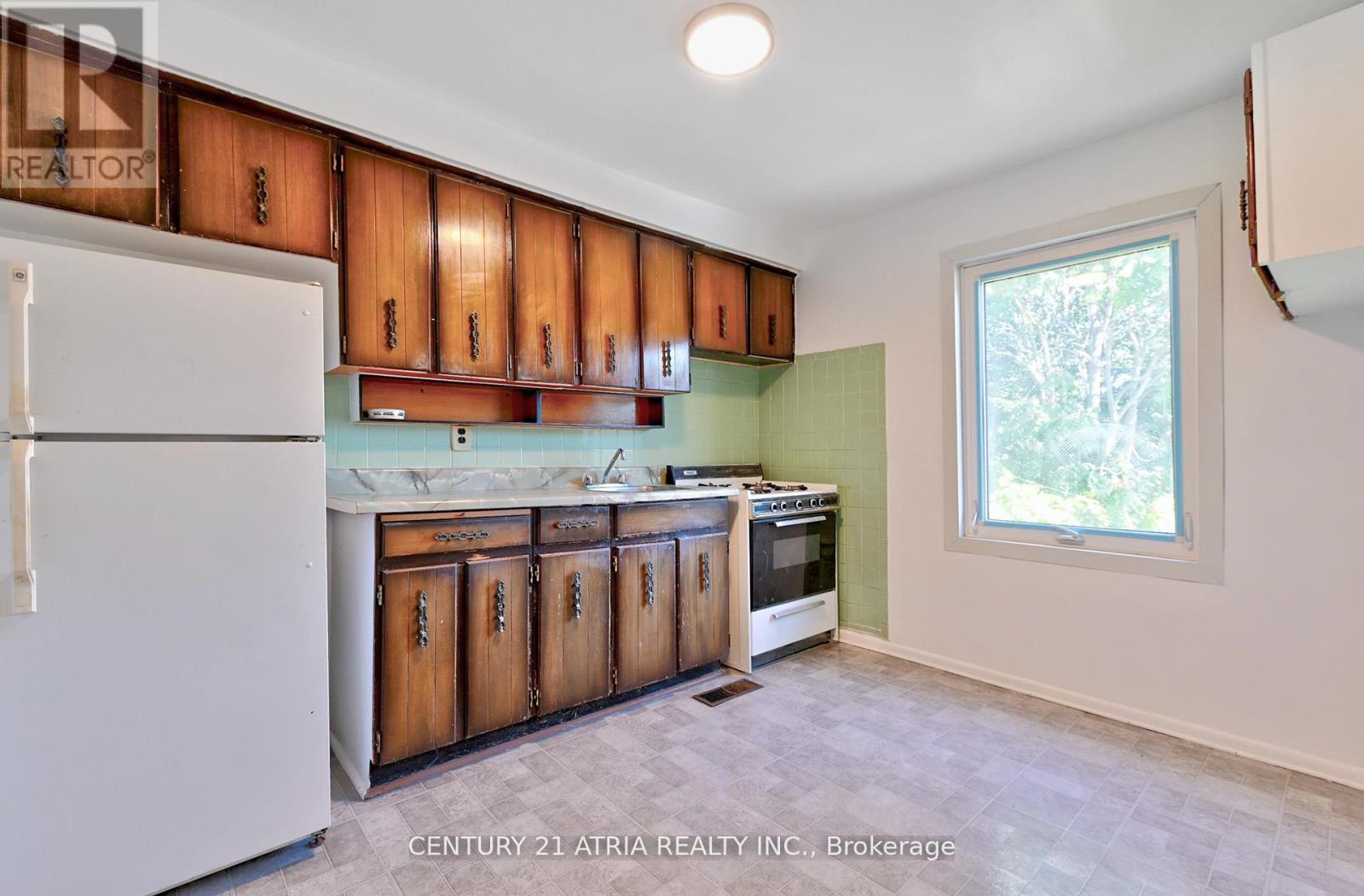 1195 Dovercourt Road, Toronto, Ontario  M6H 2Y1 - Photo 6 - W12675782