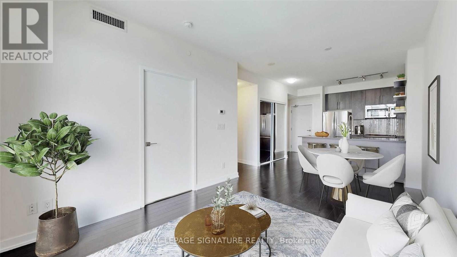 3904 - 4011 Brickstone Mews, Mississauga, Ontario  L5B 0J7 - Photo 2 - W12675786