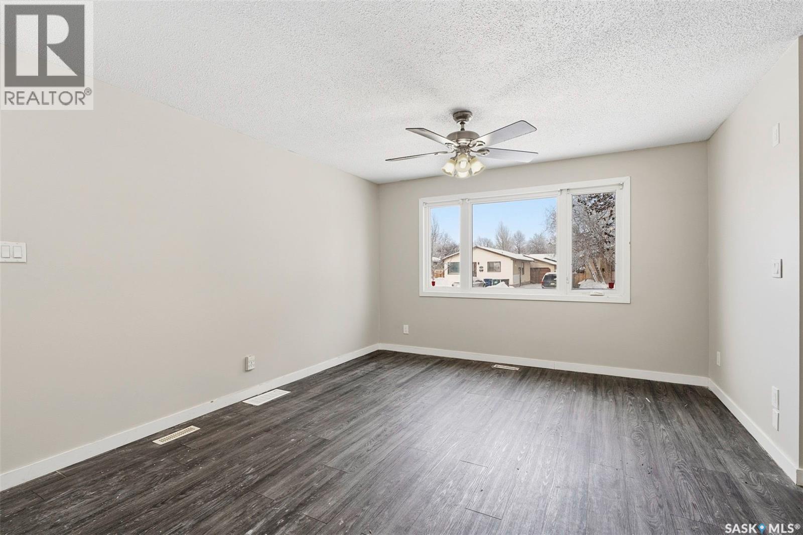 258 Waterloo Crescent, Saskatoon, Saskatchewan  S7H 4G5 - Photo 5 - SK026431