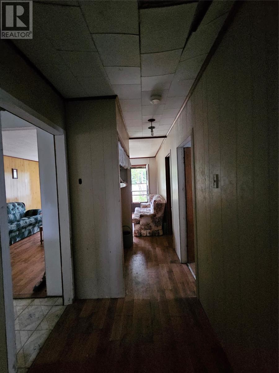 17 Renown Street, Bell Island, Newfoundland & Labrador  A0A 4H0 - Photo 24 - 1293419