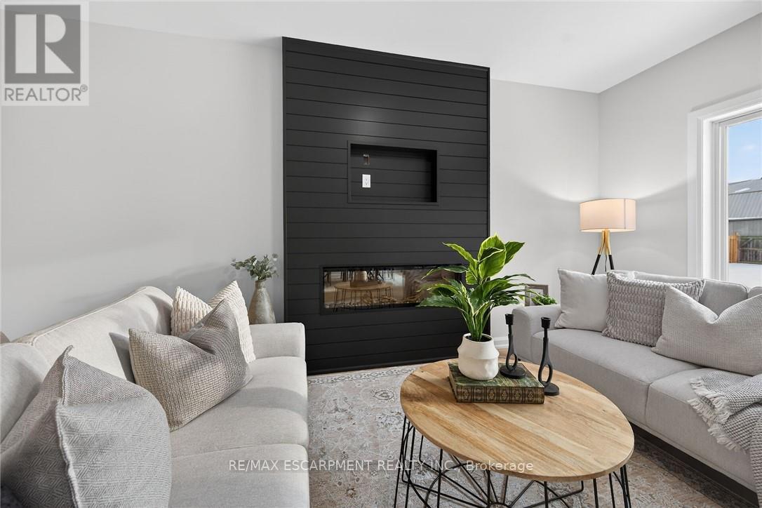 45 B Howard Street, Haldimand, Ontario  N0A 1H0 - Photo 16 - X12675604