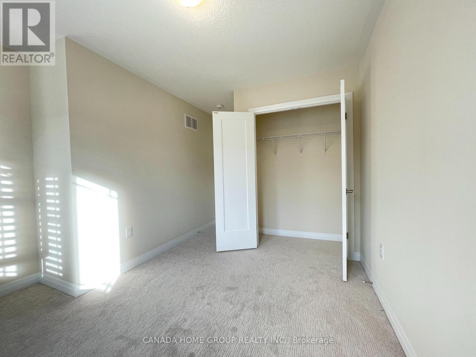 33 Laguna Village Crescent, Hamilton, Ontario  L0R 1P0 - Photo 12 - X12675700