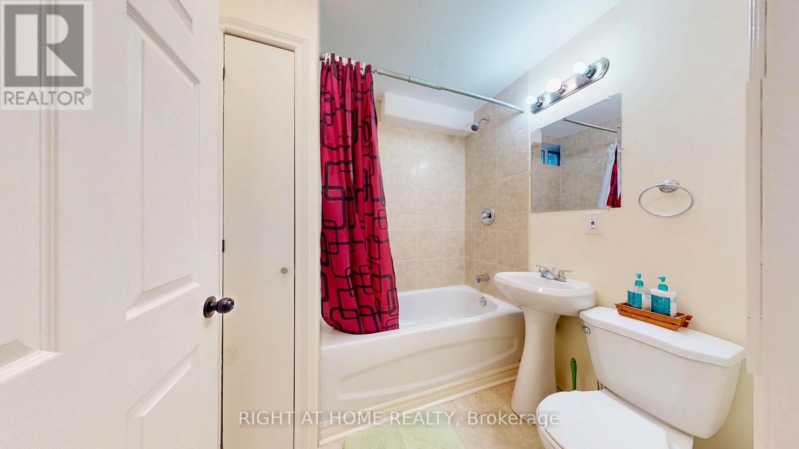 8583 Jennifer Crescent N, Niagara Falls, Ontario  L2H 1H4 - Photo 32 - X12675742