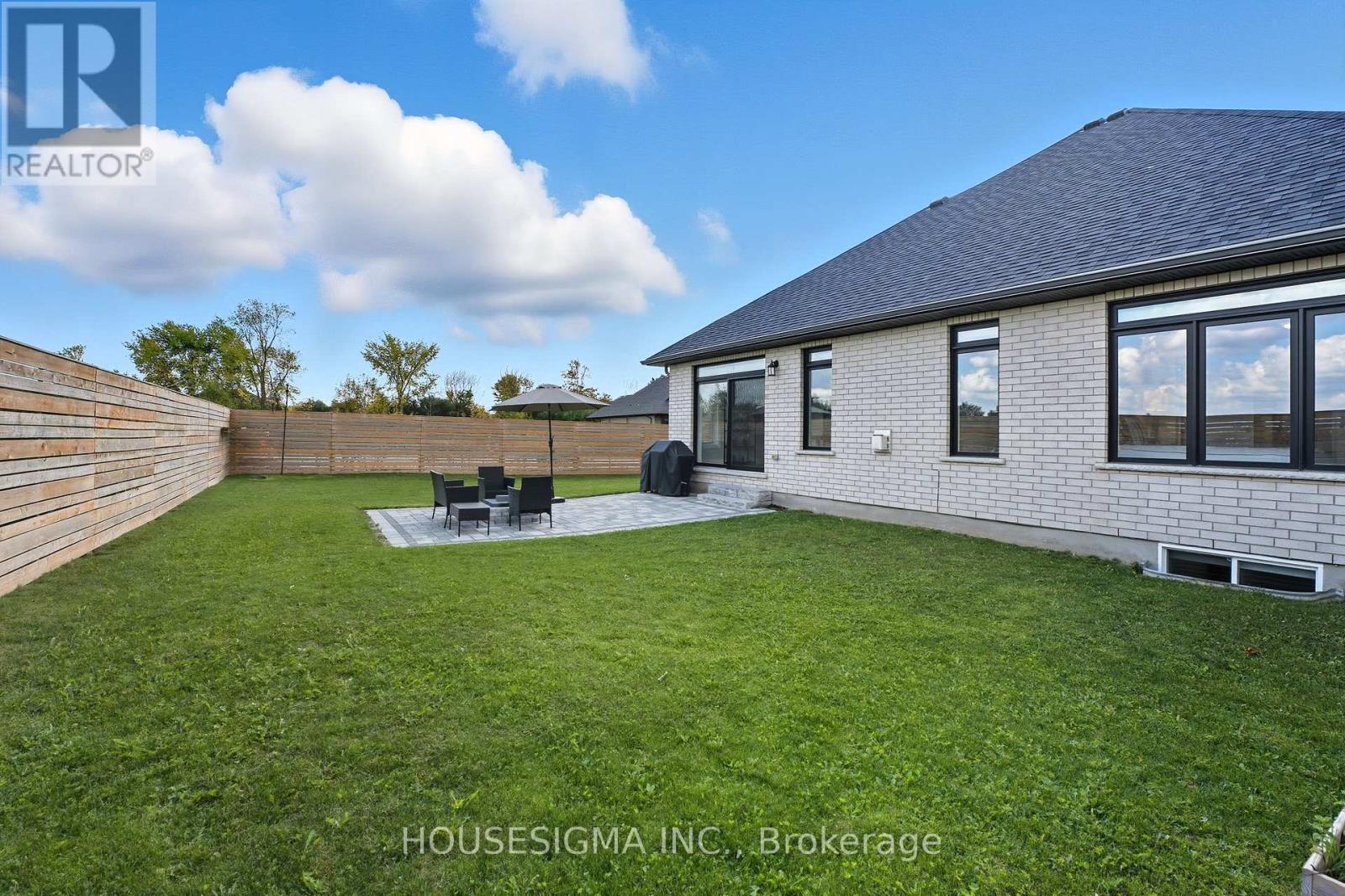 106 Cutting Drive, Centre Wellington, Ontario  N0B 1S0 - Photo 42 - X12675754