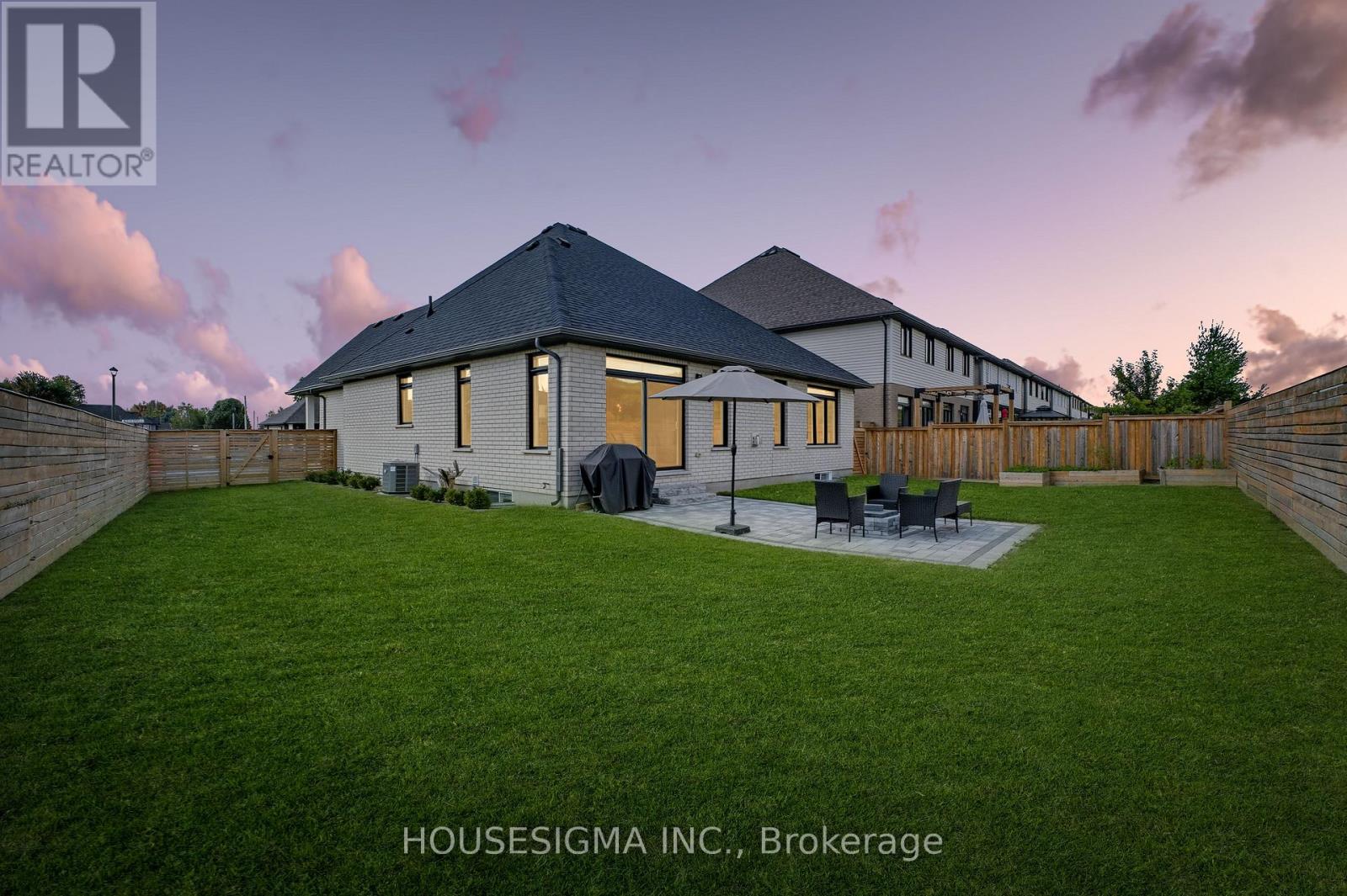 106 Cutting Drive, Centre Wellington, Ontario  N0B 1S0 - Photo 43 - X12675754