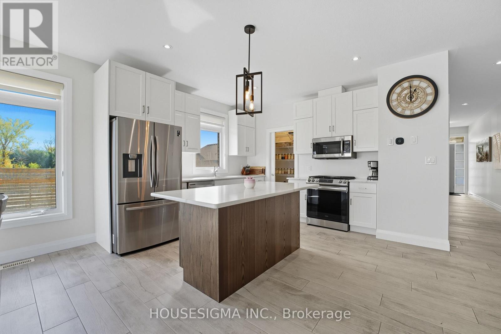 106 Cutting Drive, Centre Wellington, Ontario  N0B 1S0 - Photo 5 - X12675754