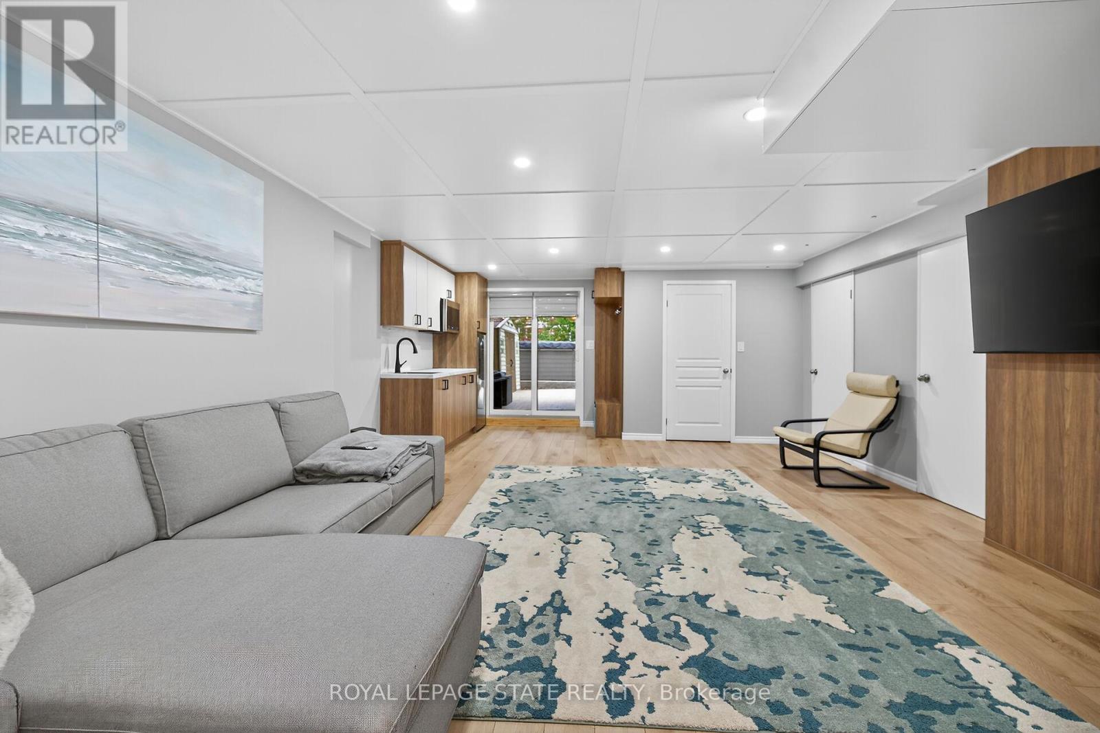 181 Springview Drive, Hamilton, Ontario  L8B 0V9 - Photo 23 - X12675804