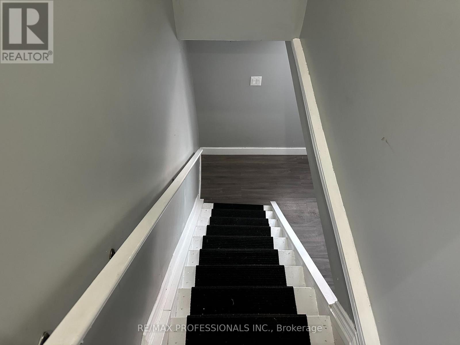 Lower - 167.5 Grosvenor Avenue N, Hamilton, Ontario  L8L 7S1 - Photo 3 - X12675806