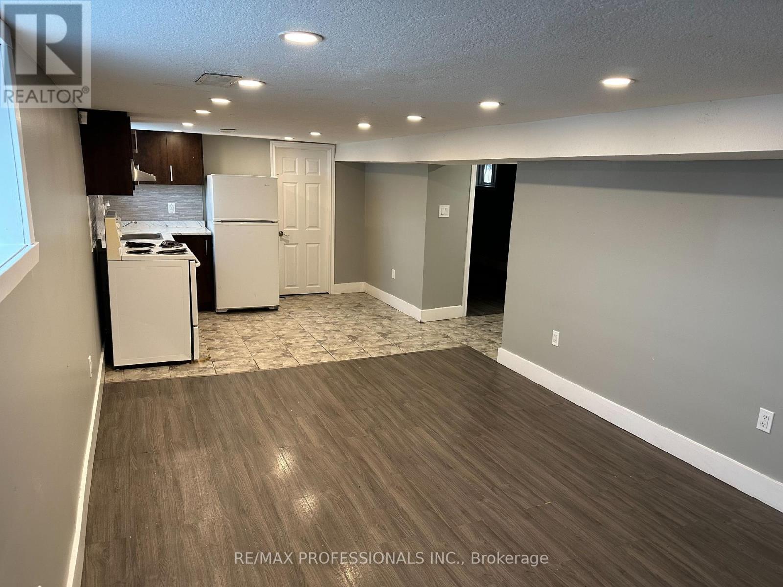 Lower - 167.5 Grosvenor Avenue N, Hamilton, Ontario  L8L 7S1 - Photo 4 - X12675806