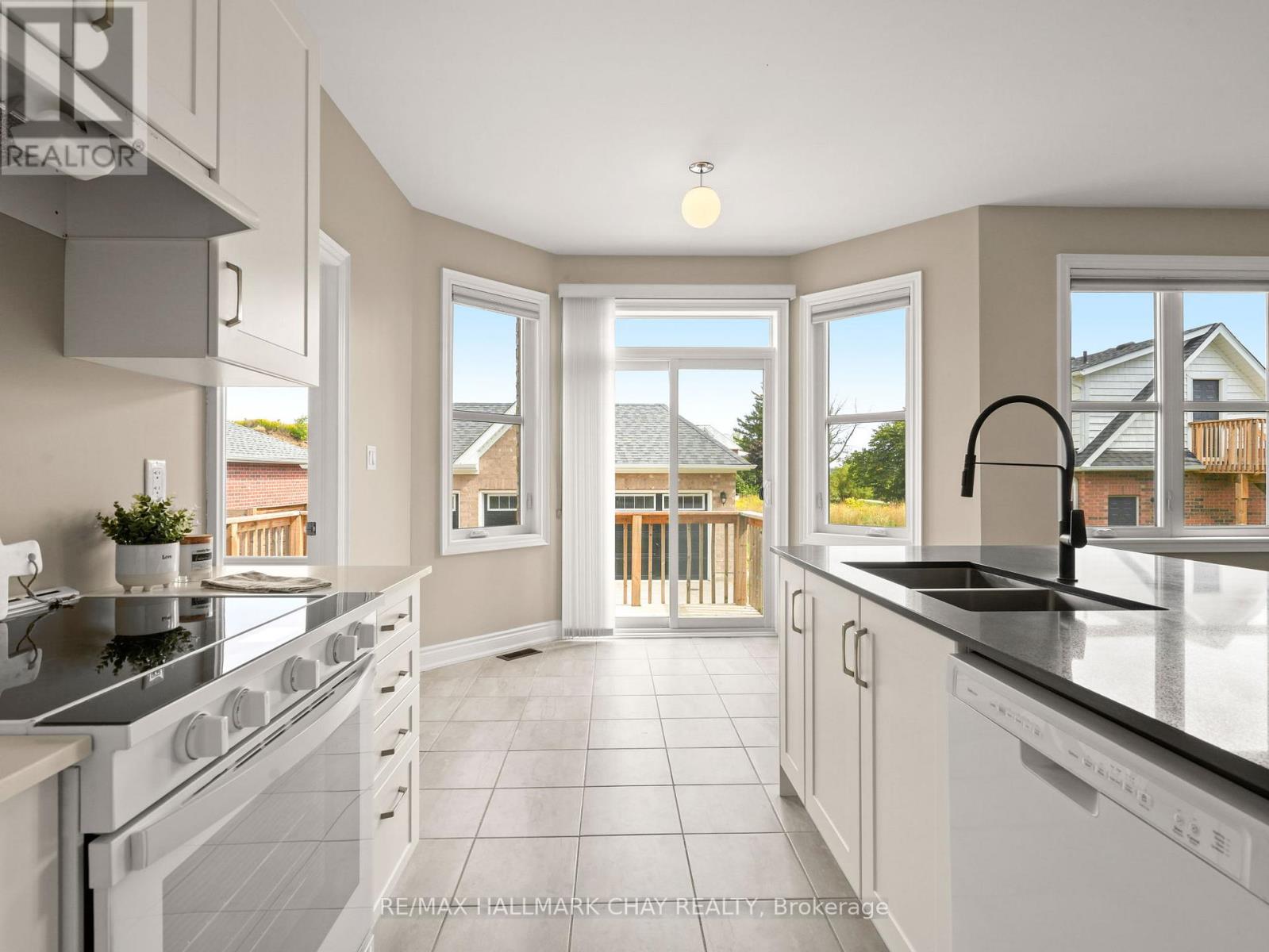 213 Mary Street, Clearview, Ontario  L0M 1G0 - Photo 22 - S12665572