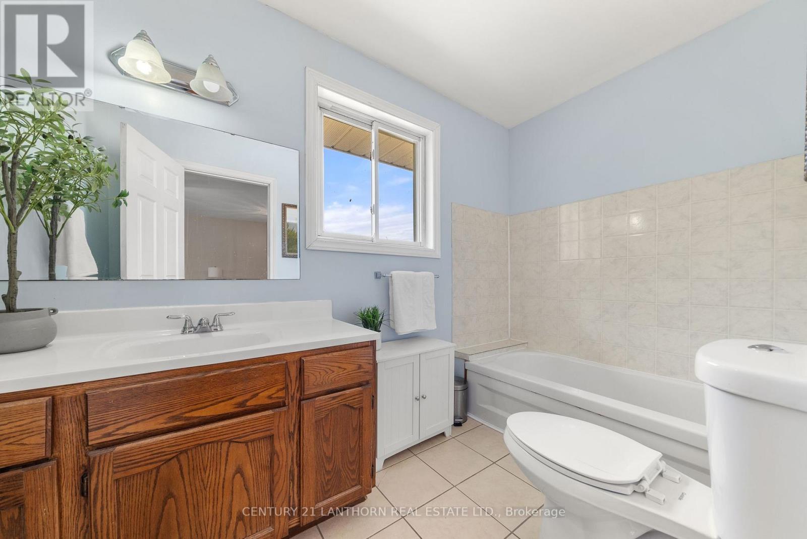 263 County Rd 29 Road, Prince Edward County, Ontario  K0K 1T0 - Photo 22 - X12675280