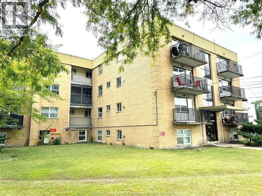 MLS# 26000582: 2035 UNIVERSITY AVENUE West Unit# 307, Windsor, Canada