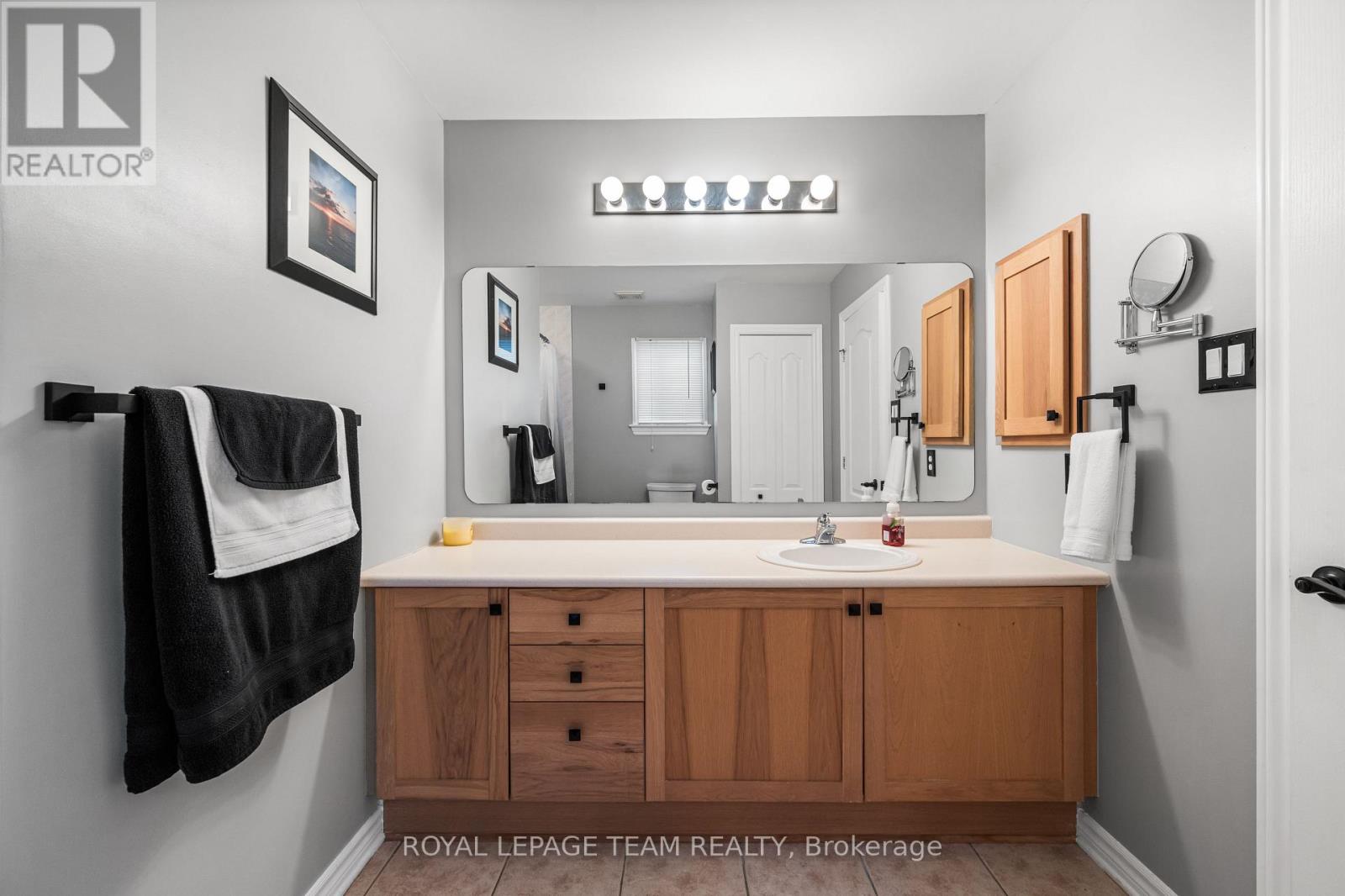 16 Spinney Way, Ottawa, Ontario  K2J 4Y8 - Photo 25 - X12492492