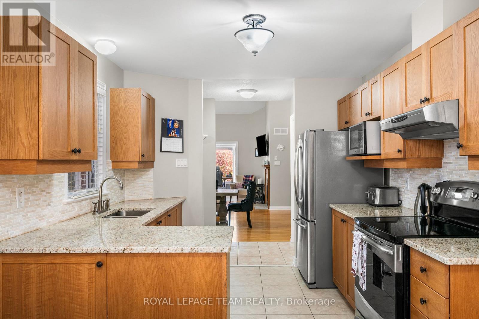 16 Spinney Way, Ottawa, Ontario  K2J 4Y8 - Photo 8 - X12492492