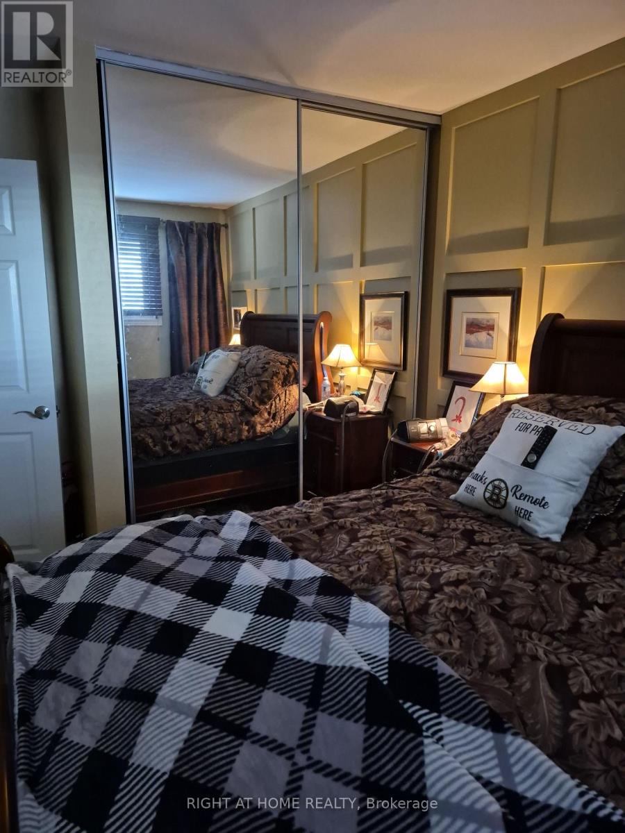 A - 25 Wellington Avenue E, Oshawa, Ontario  L1H 8P1 - Photo 8 - E12675896