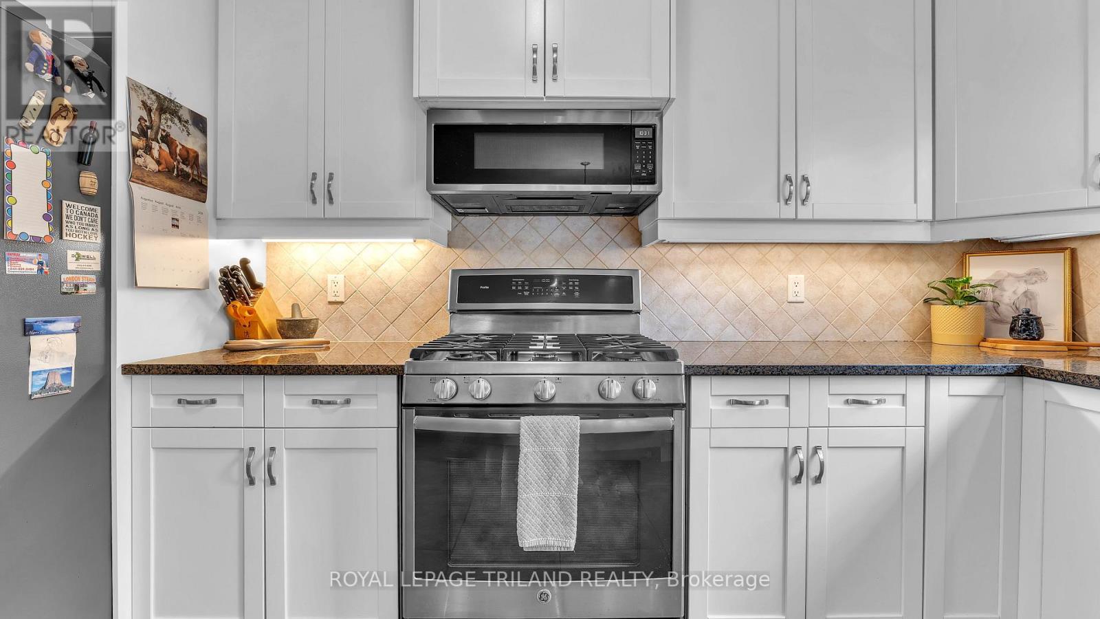 823 Longworth Road, London South, Ontario  N6K 0B6 - Photo 13 - X12675940