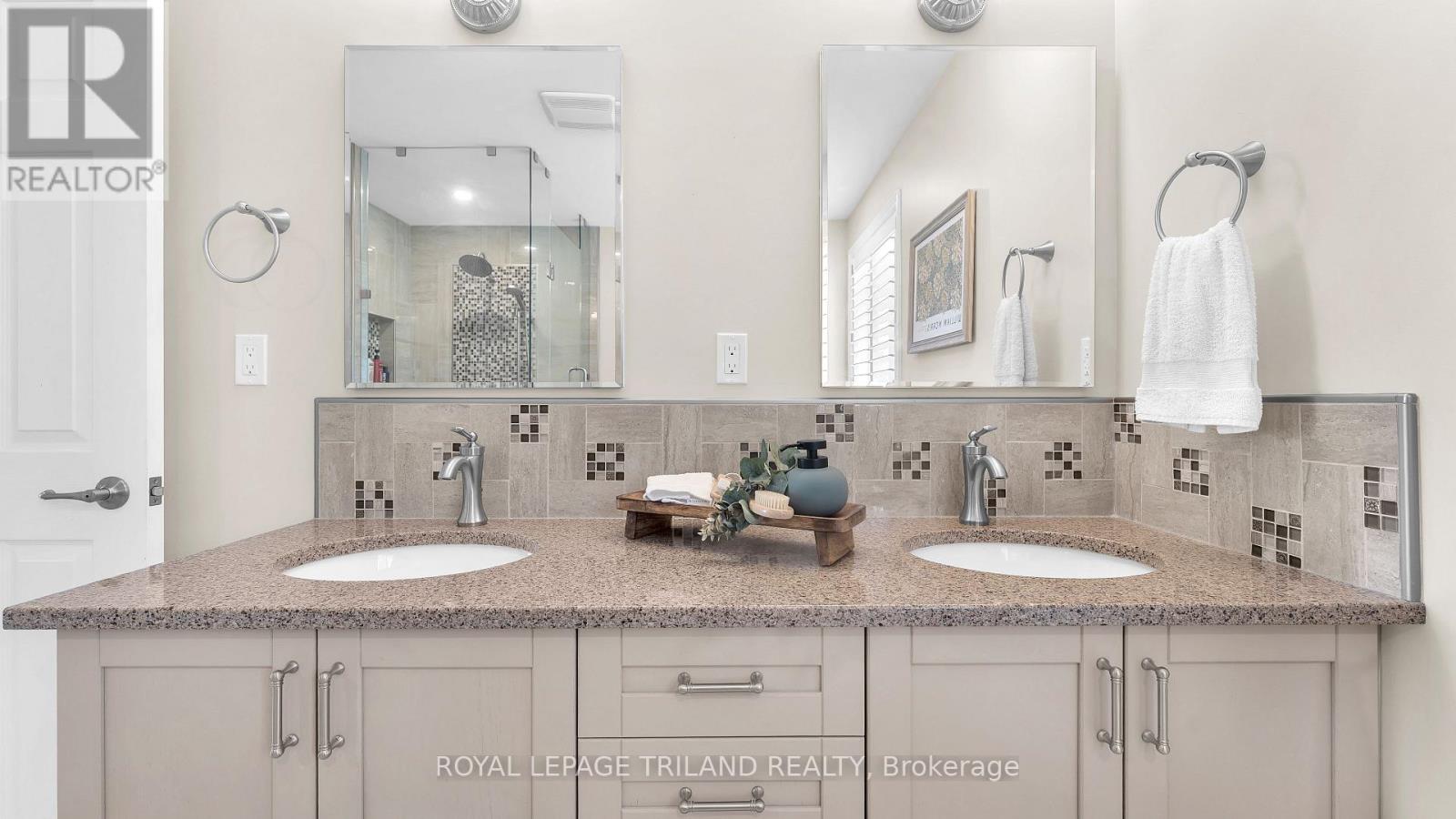 823 Longworth Road, London South, Ontario  N6K 0B6 - Photo 32 - X12675940