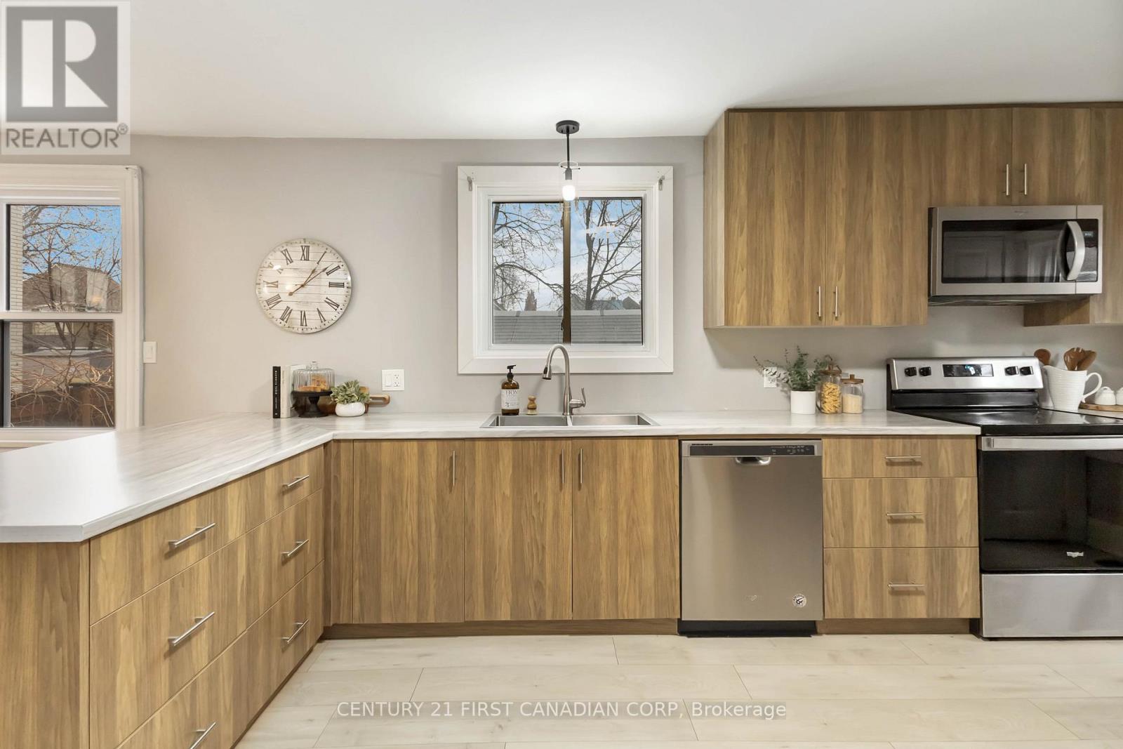 23 Mitchell Street, St. Thomas, Ontario  N5R 2T6 - Photo 15 - X12675952